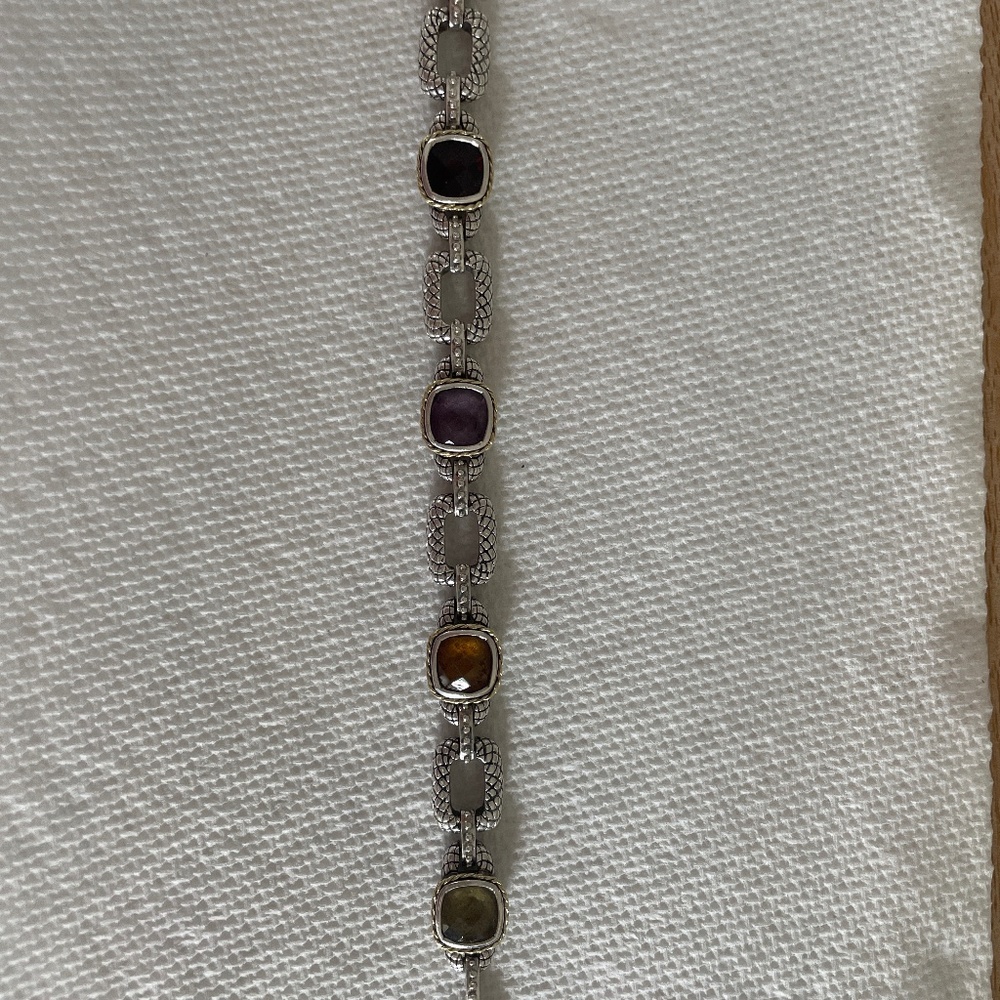 Bracelet